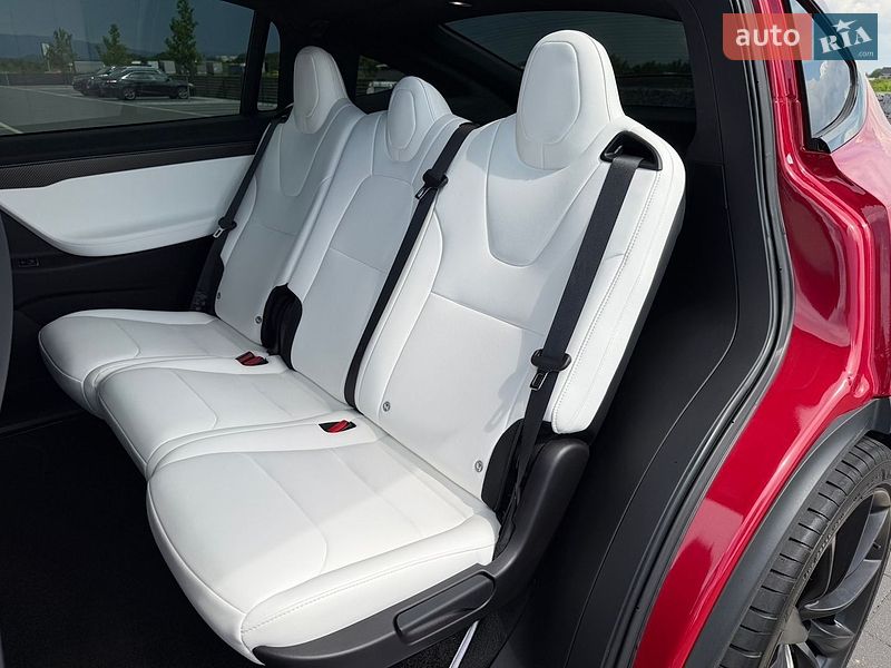 Позашляховик / Кросовер Tesla Model X 2020 в Мукачевому