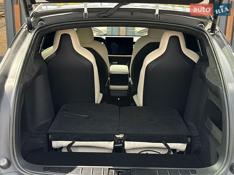 Позашляховик / Кросовер Tesla Model X 2023 в Львові