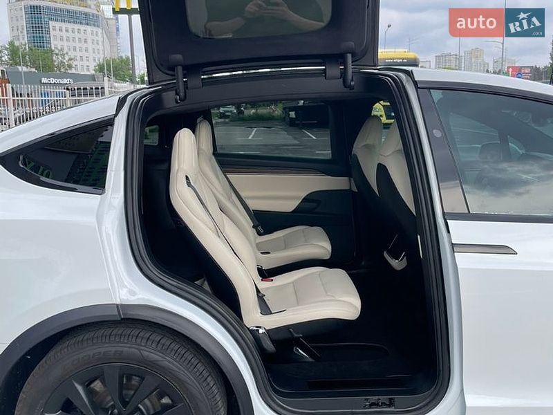 Позашляховик / Кросовер Tesla Model X 2021 в Києві