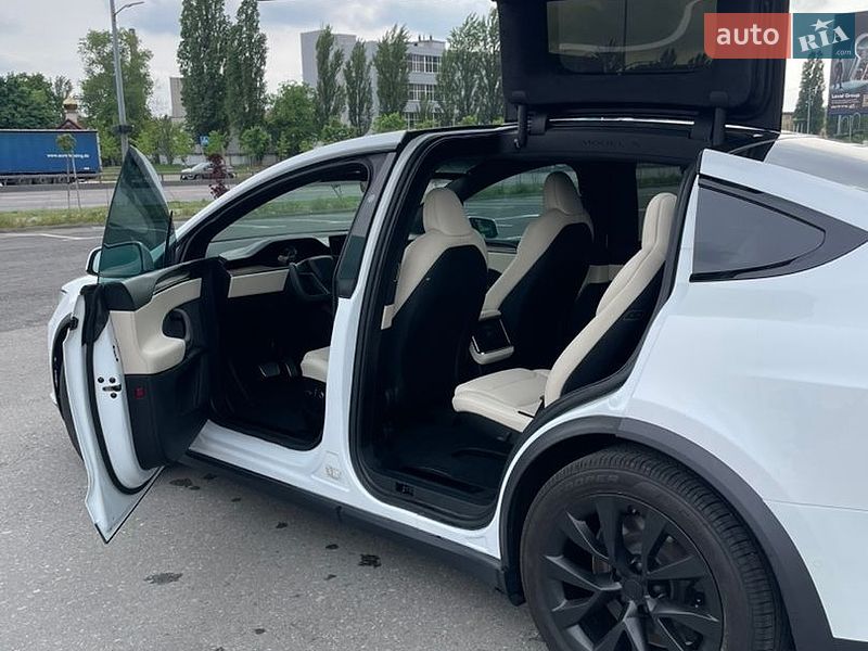 Позашляховик / Кросовер Tesla Model X 2021 в Києві