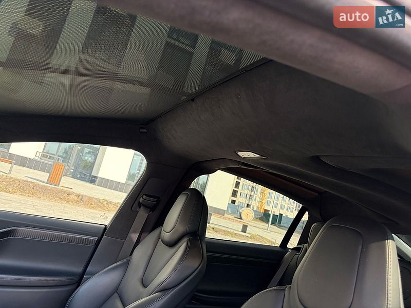 Внедорожник / Кроссовер Tesla Model X 2019 в Киеве