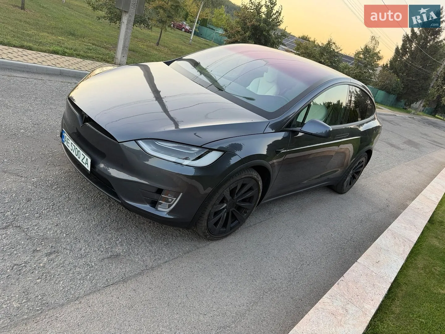 2018 Tesla Model X - мініатюра 4