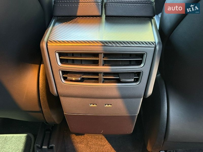 Позашляховик / Кросовер Tesla Model X 2018 в Харкові
