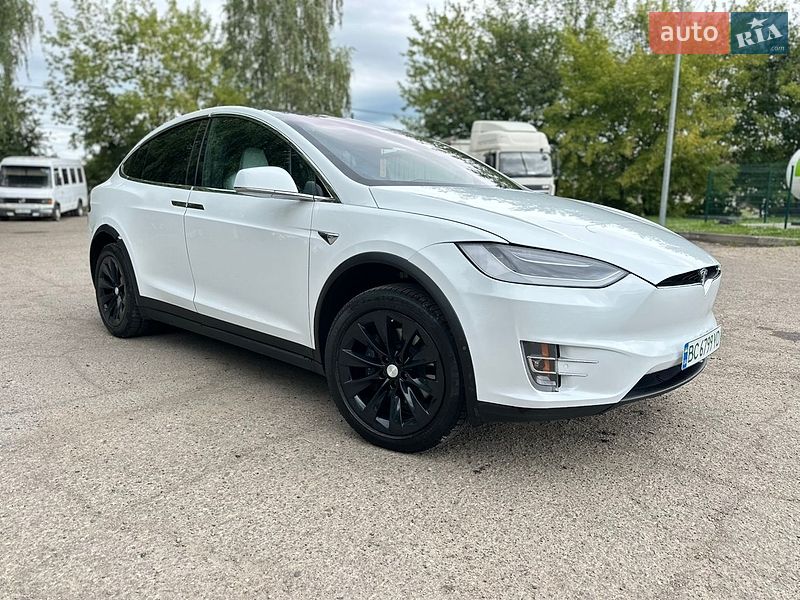 Внедорожник / Кроссовер Tesla Model X 2017 в Львове