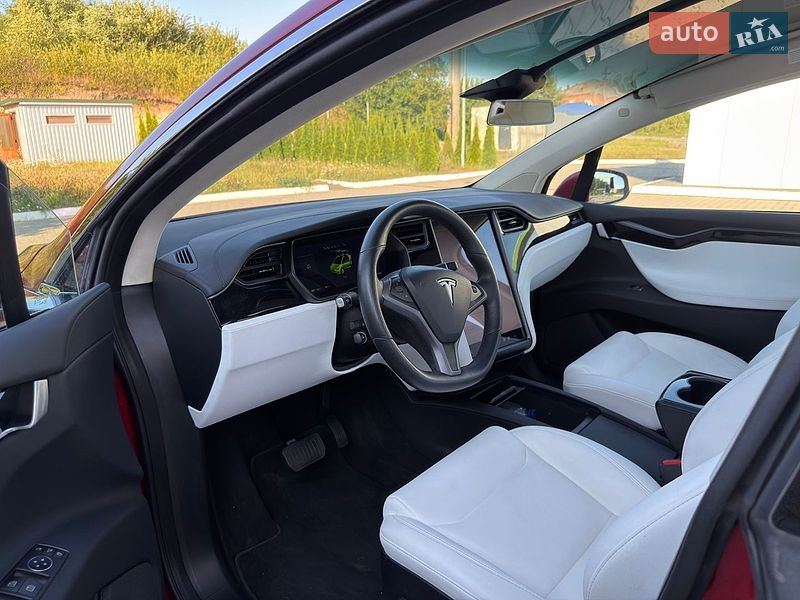 Позашляховик / Кросовер Tesla Model X 2020 в Калинівці