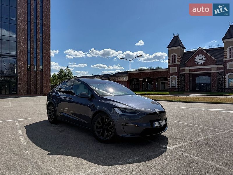 Внедорожник / Кроссовер Tesla Model X 2023 в Белогородке