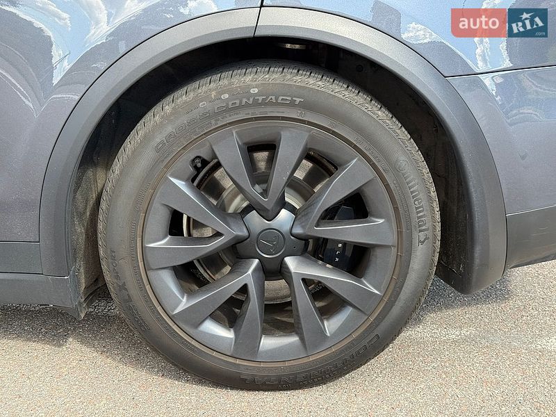 Внедорожник / Кроссовер Tesla Model X 2023 в Белогородке