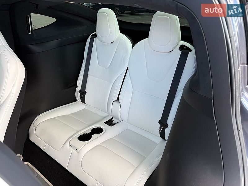 Внедорожник / Кроссовер Tesla Model X 2023 в Белогородке