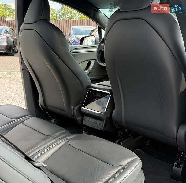 Позашляховик / Кросовер Tesla Model X 2023 в Вінниці
