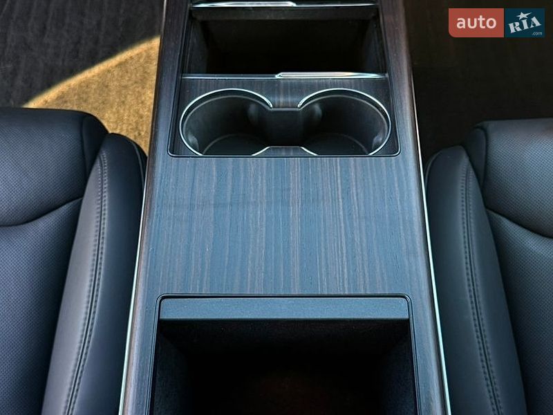 Внедорожник / Кроссовер Tesla Model X 2024 в Ровно фото 23 Внедорожник / Кроссовер Tesla Model X 2024 в Ровно