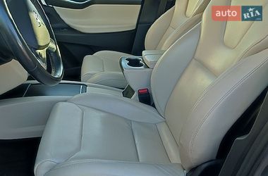 Позашляховик / Кросовер Tesla Model X 2018 в Дніпрі