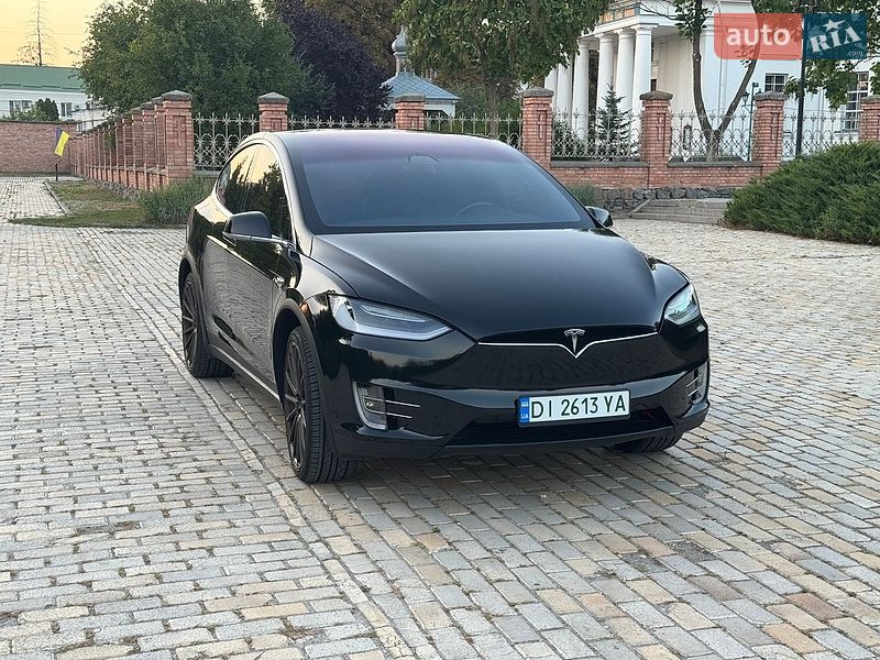 Внедорожник / Кроссовер Tesla Model X 2018 в Белой Церкви