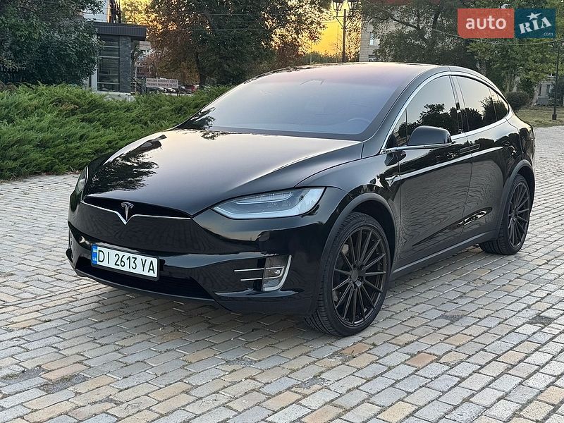 Внедорожник / Кроссовер Tesla Model X 2018 в Белой Церкви