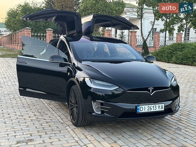 Внедорожник / Кроссовер Tesla Model X 2018 в Белой Церкви