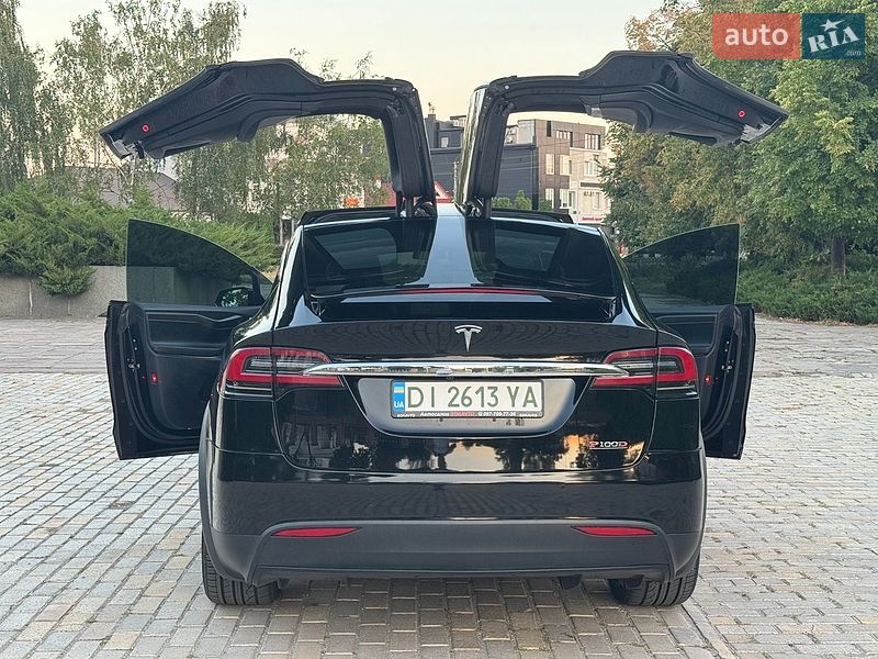 Внедорожник / Кроссовер Tesla Model X 2018 в Белой Церкви