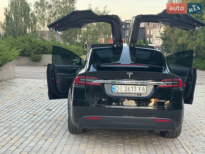 Внедорожник / Кроссовер Tesla Model X 2018 в Белой Церкви