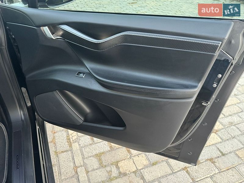 Внедорожник / Кроссовер Tesla Model X 2018 в Белой Церкви