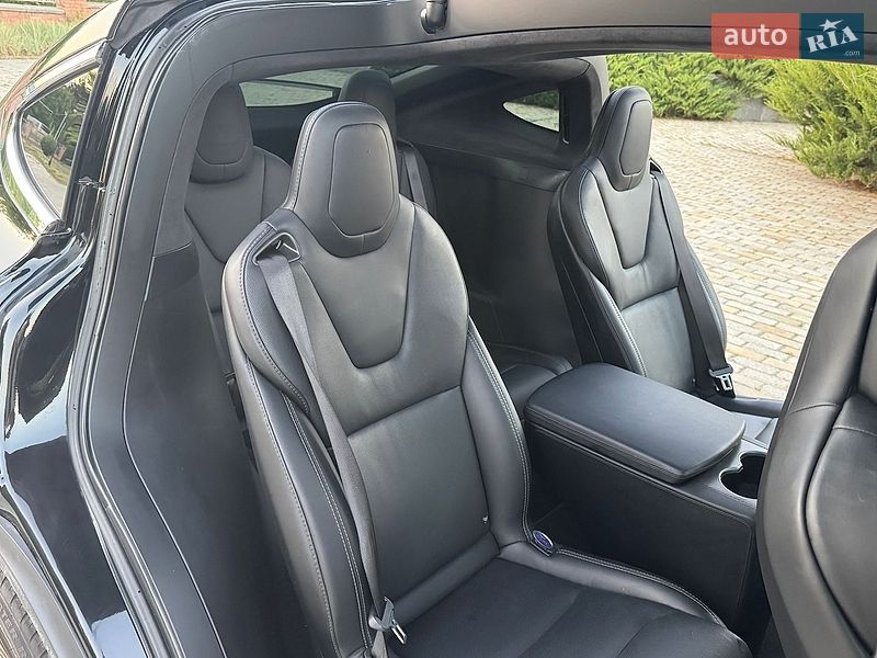 Внедорожник / Кроссовер Tesla Model X 2018 в Белой Церкви