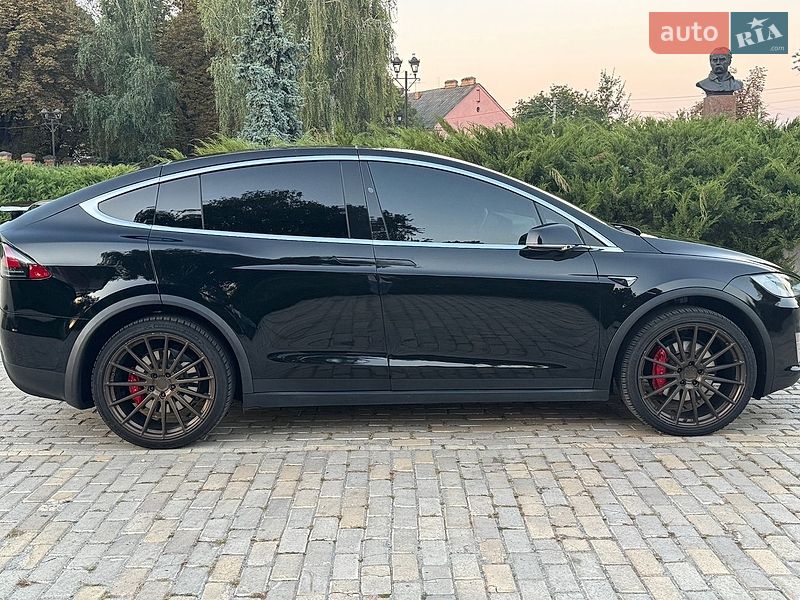 Внедорожник / Кроссовер Tesla Model X 2018 в Белой Церкви