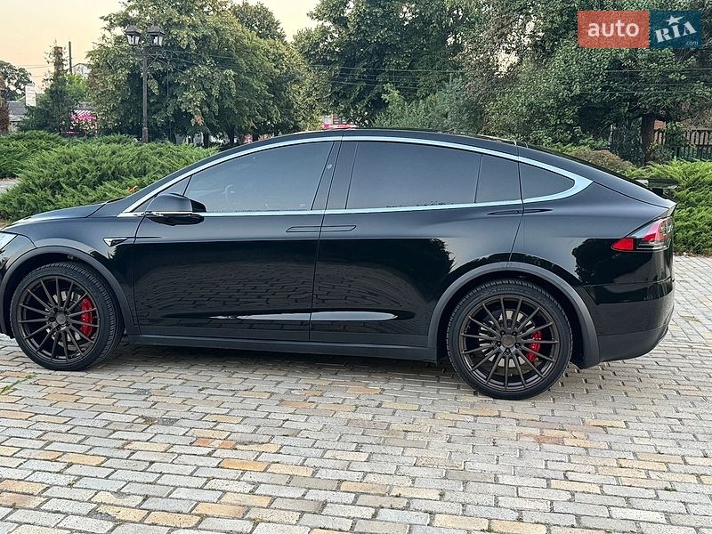 Внедорожник / Кроссовер Tesla Model X 2018 в Белой Церкви