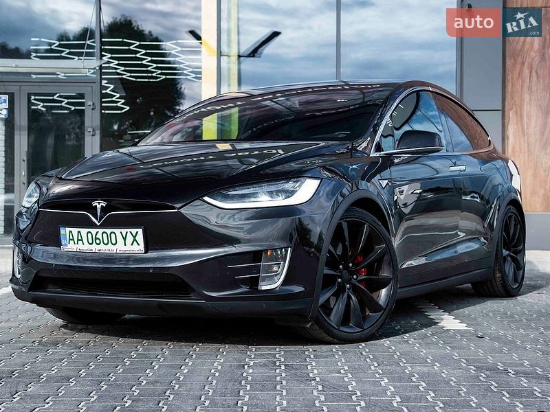 Внедорожник / Кроссовер Tesla Model X 2016 в Киеве