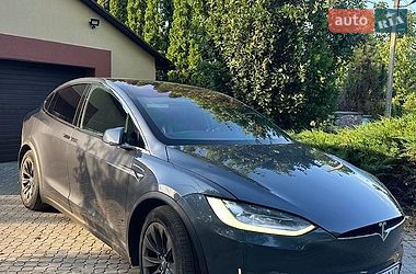 Внедорожник / Кроссовер Tesla Model X 2018 в Киеве