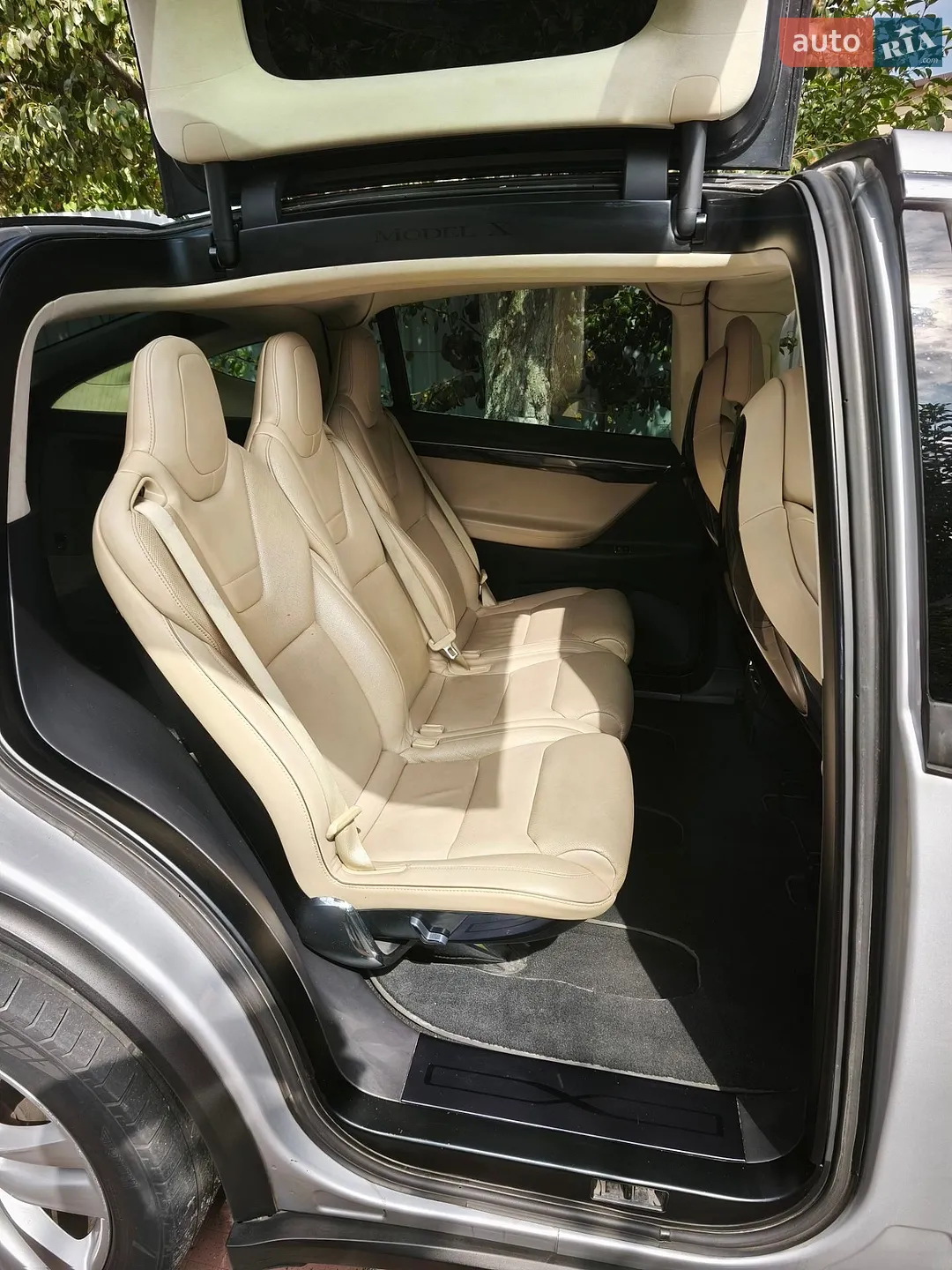 2016 Tesla Model X - мініатюра 9