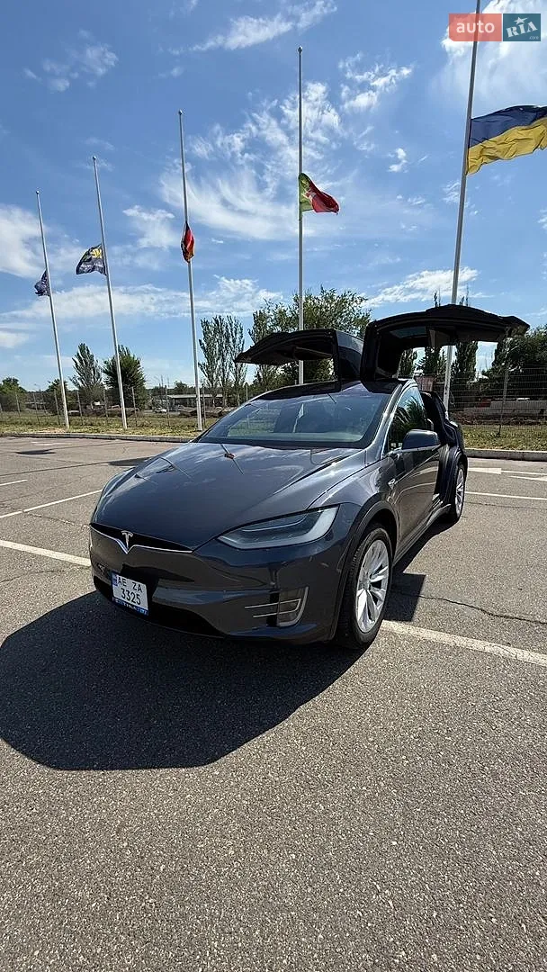 2020 Tesla Model X - мініатюра 2