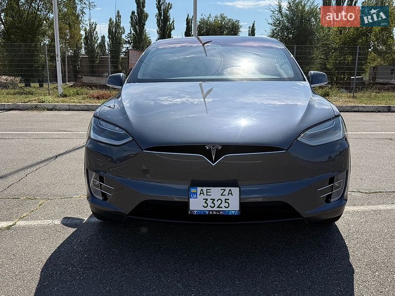 Позашляховик / Кросовер Tesla Model X 2020 в Кривому Розі