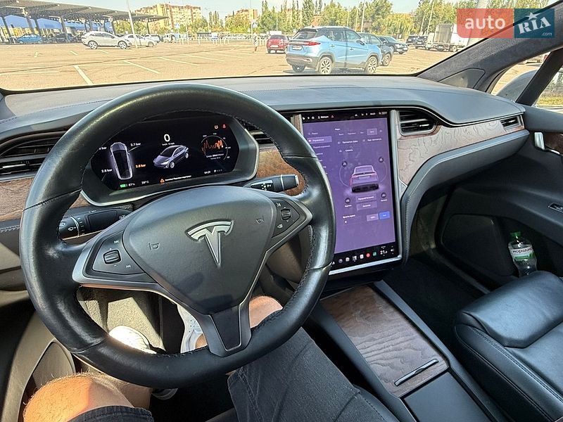 Позашляховик / Кросовер Tesla Model X 2020 в Кривому Розі