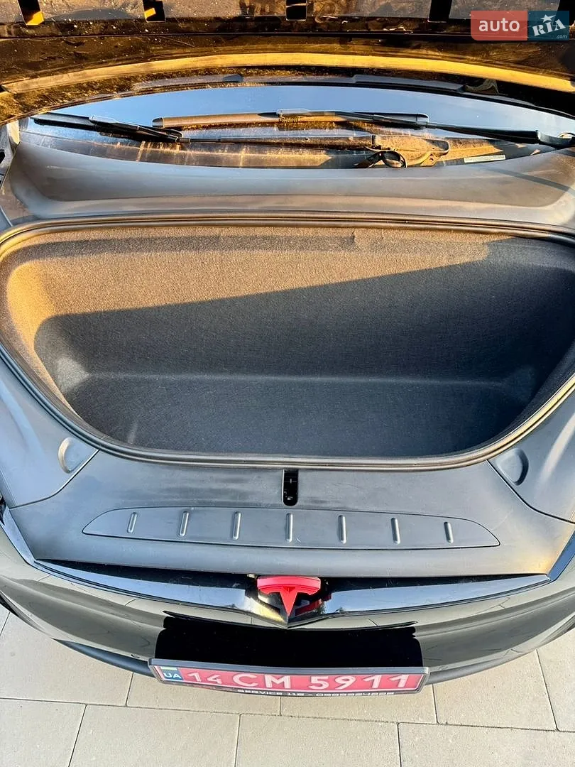2020 Tesla Model X - мініатюра 10