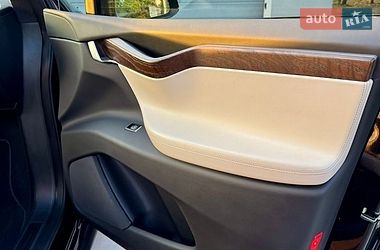 Внедорожник / Кроссовер Tesla Model X 2020 в Львове