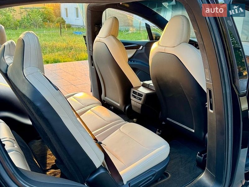 Внедорожник / Кроссовер Tesla Model X 2020 в Львове