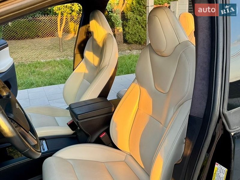 Позашляховик / Кросовер Tesla Model X 2020 в Львові фото 22 Позашляховик / Кросовер Tesla Model X 2020 в Львові
