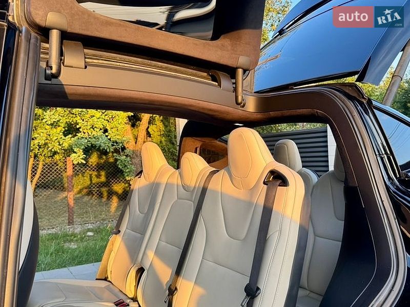 Позашляховик / Кросовер Tesla Model X 2020 в Львові фото 28 Позашляховик / Кросовер Tesla Model X 2020 в Львові
