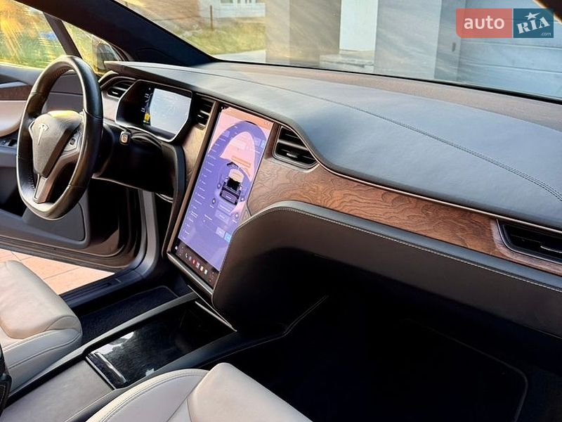Внедорожник / Кроссовер Tesla Model X 2020 в Львове