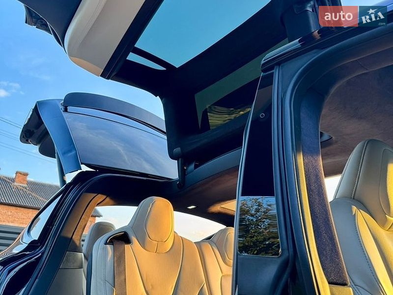 Внедорожник / Кроссовер Tesla Model X 2020 в Львове