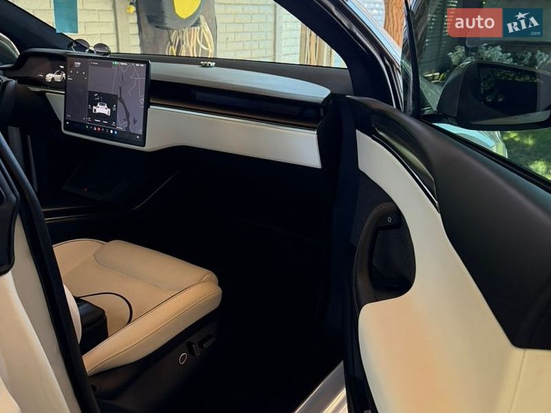 Позашляховик / Кросовер Tesla Model X 2022 в Дніпрі