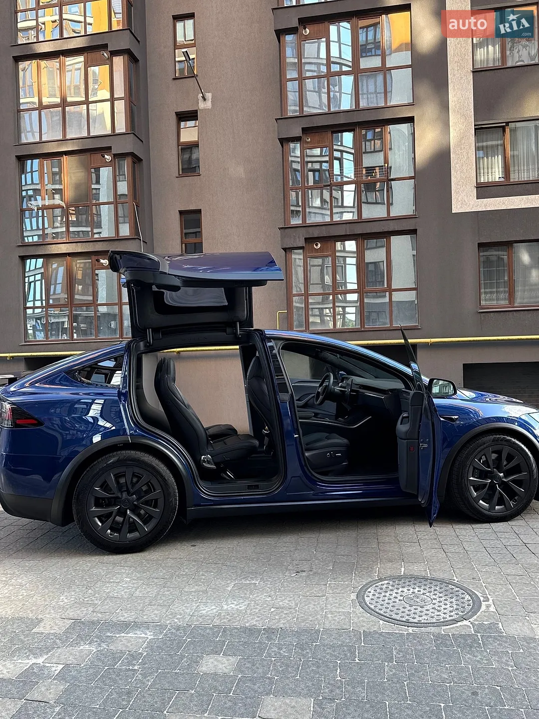 2025 Tesla Model X - мініатюра 19