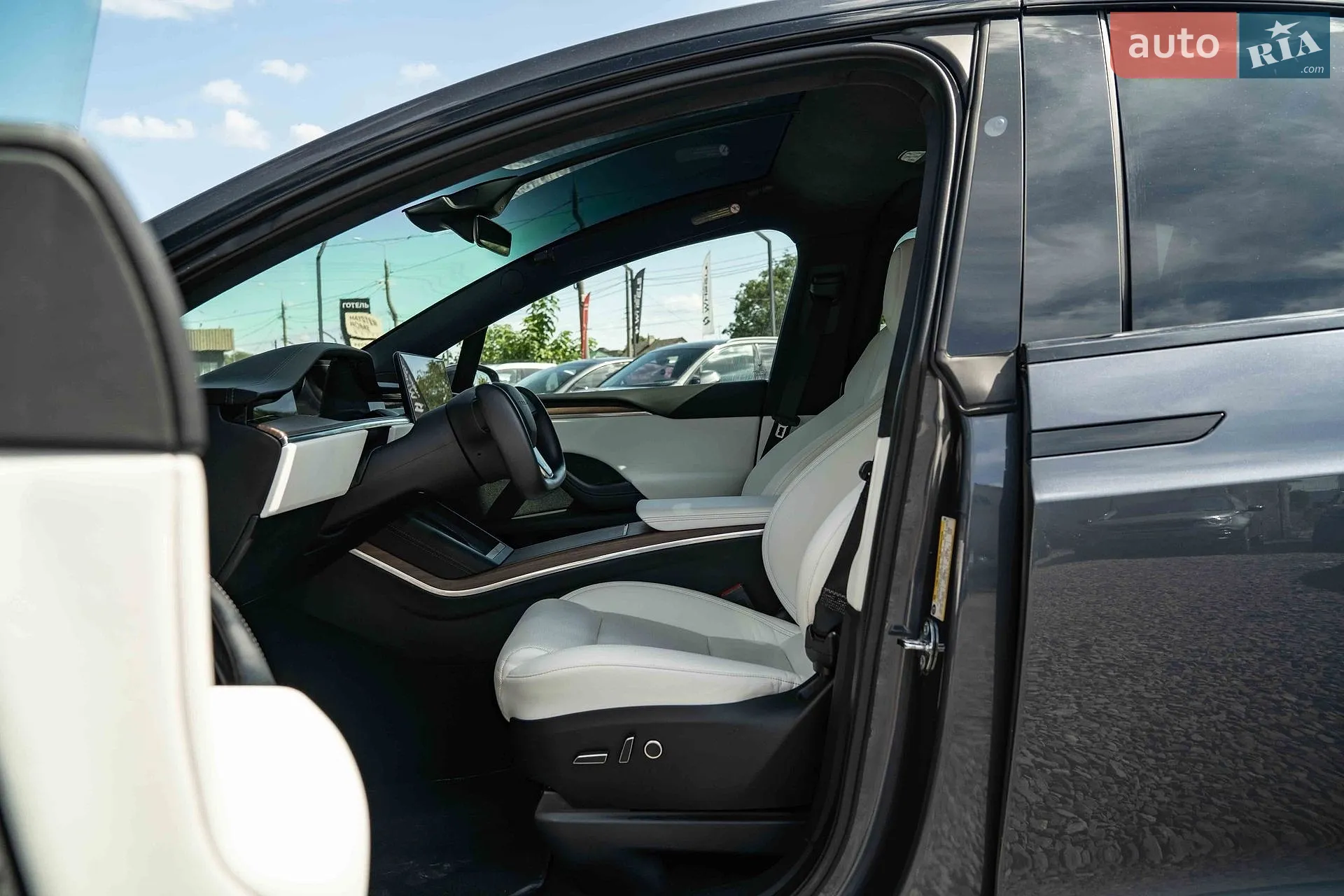 2022 Tesla Model X - мініатюра 20