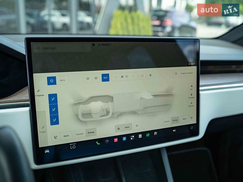 Позашляховик / Кросовер Tesla Model X 2022 в Чернівцях