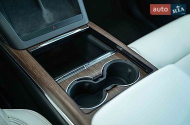 Позашляховик / Кросовер Tesla Model X 2022 в Чернівцях