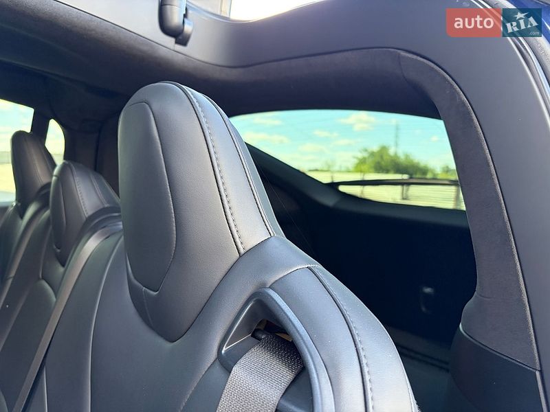 Внедорожник / Кроссовер Tesla Model X 2019 в Киеве
