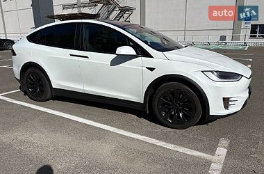Внедорожник / Кроссовер Tesla Model X 2019 в Киеве