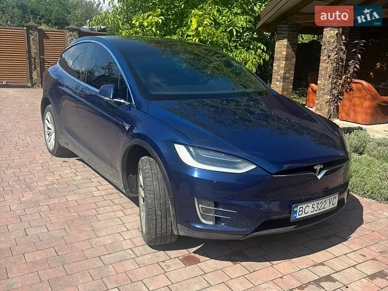 Tesla Model X