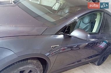 Внедорожник / Кроссовер Tesla Model X 2016 в Киеве