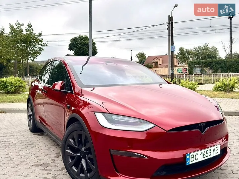 Tesla Model X 2023