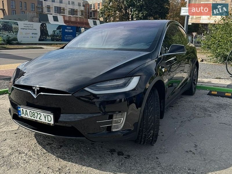 Внедорожник / Кроссовер Tesla Model X 2018 в Ужгороде