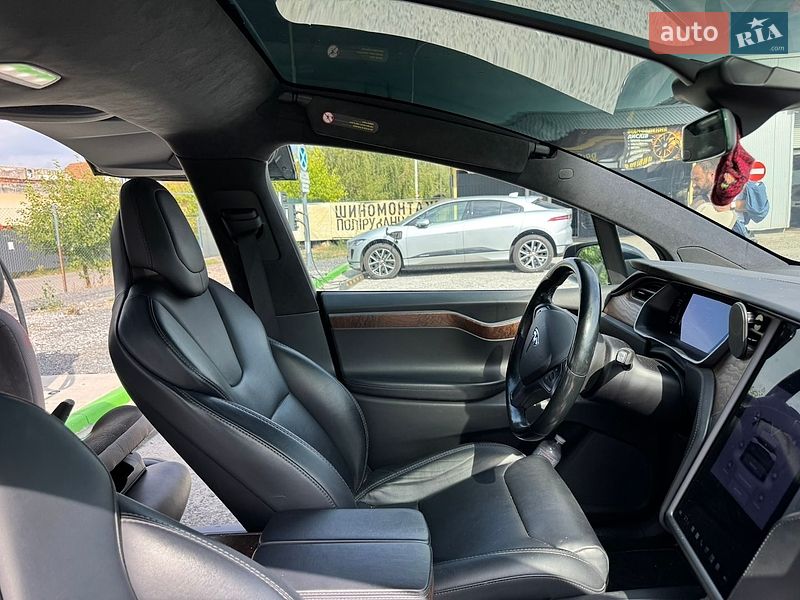Внедорожник / Кроссовер Tesla Model X 2018 в Ужгороде
