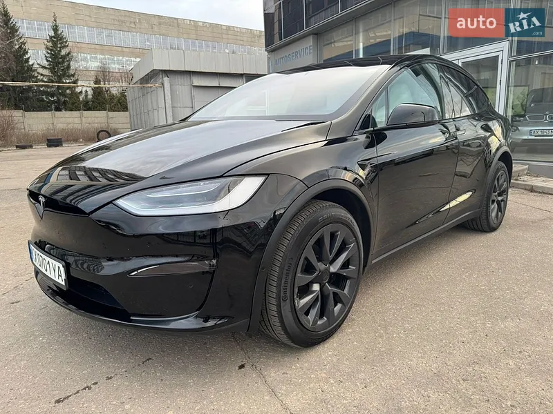 Tesla Model X